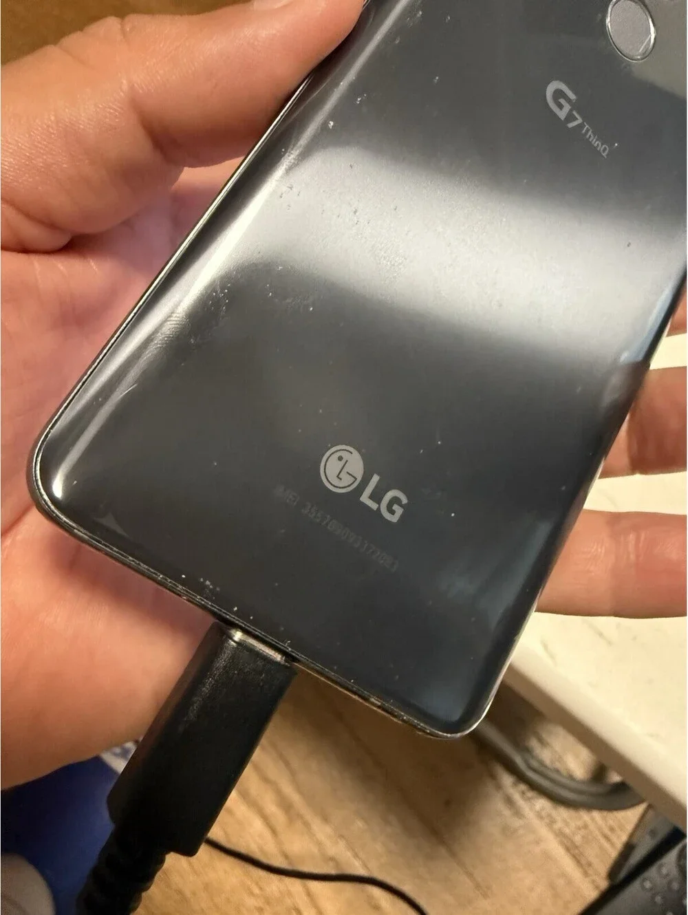 LG G7 ThinQ And  G6 Lot Of 2 Phones , ( Parts Phones ) One With Box
